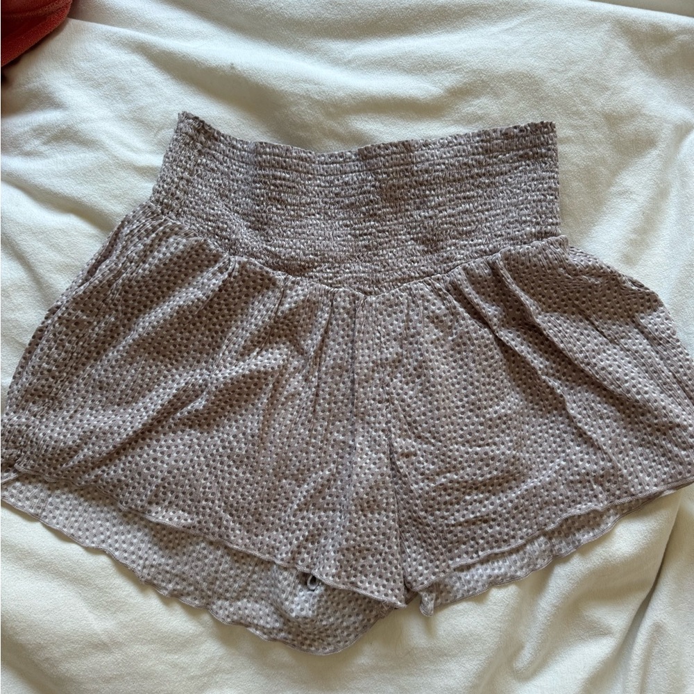ARIE cute Shorts but flowy so looks like a skirt. Super cute and no flaws!